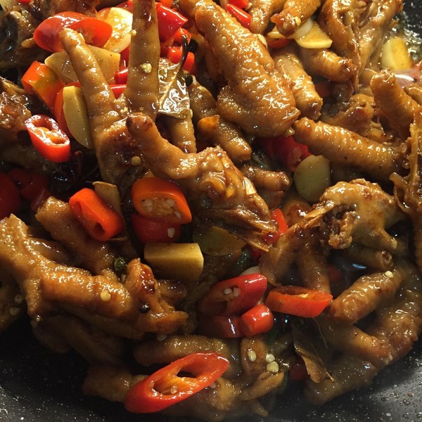 Spicy Griddle Chicken Feet recipe