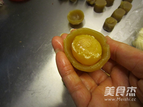 Lotus Paste Stuffed Egg Yolk Cake recipe