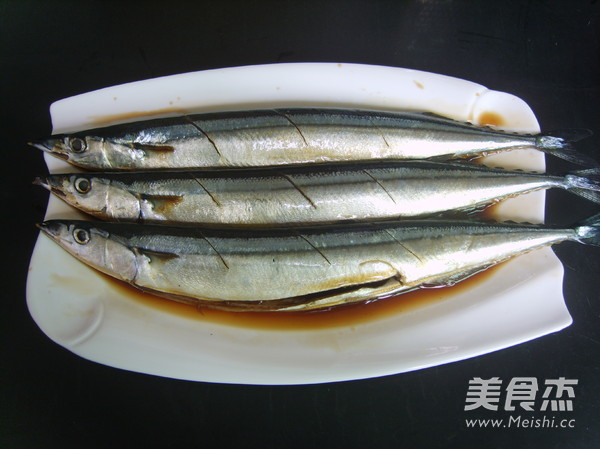 Grilled Saury with Ginger recipe