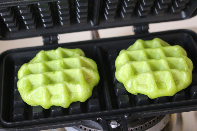 Spinach Waffles recipe