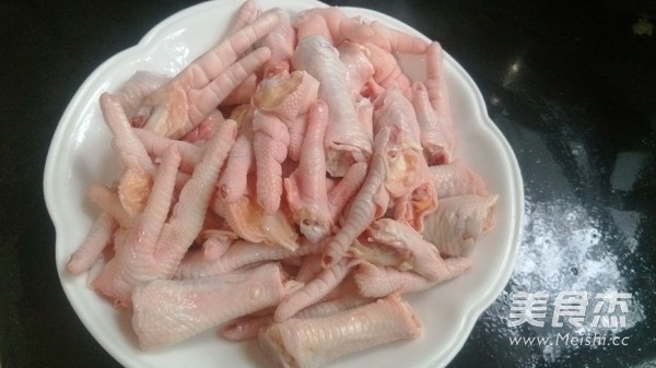 Vinegar Soy Sauce Chicken Feet recipe