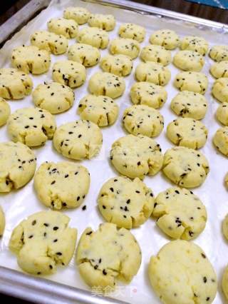 Margarita Black Sesame Biscuits recipe