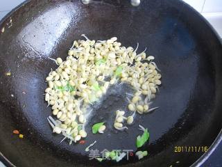 Stir-fried Mustard with Soy Sprouts recipe