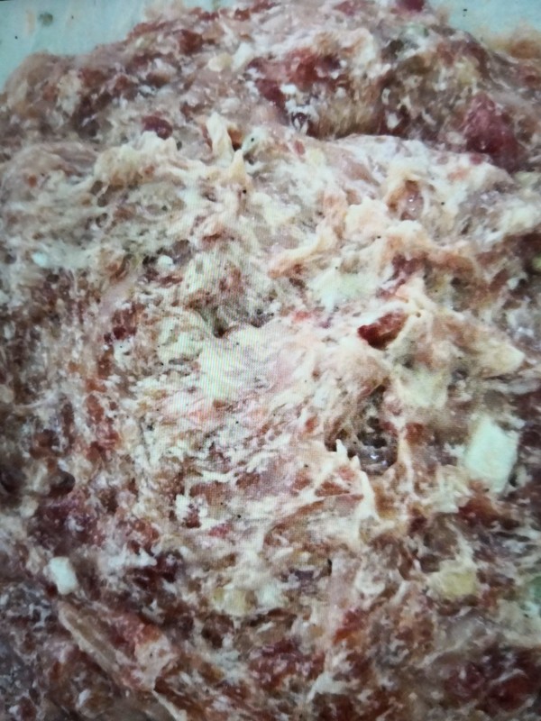 Lamb Meatballs with Radish Pieces recipe