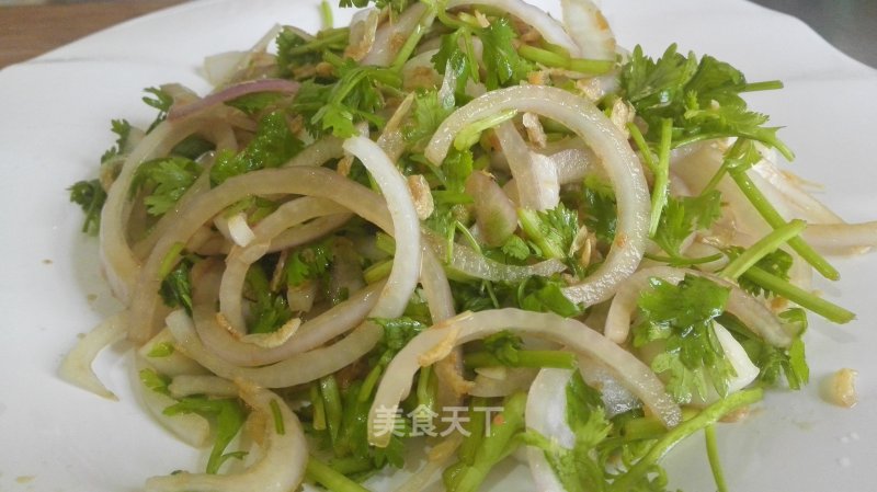 White Shrimp Skin Mixed with Onion recipe