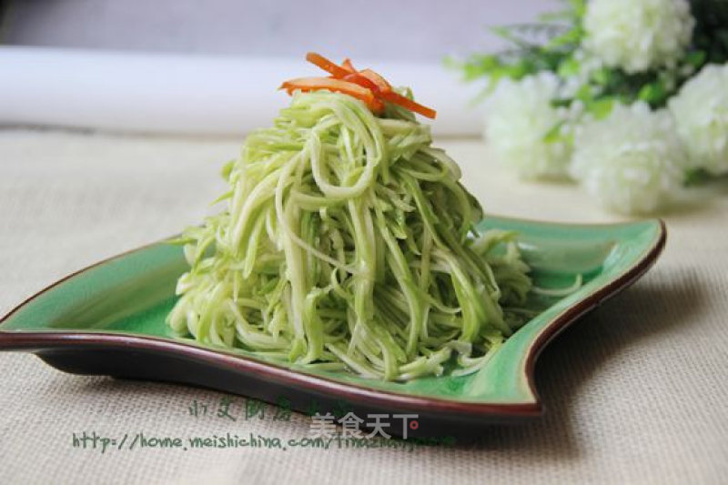 Mustard-flavored Gourd Shreds recipe