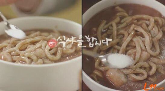 Korean Red Bean Cut Noodles recipe