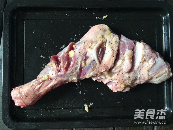 Crispy Roast Leg of Lamb recipe