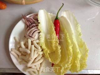Pasta Strikes-hollow Noodles with Squid in Fish Sauce recipe