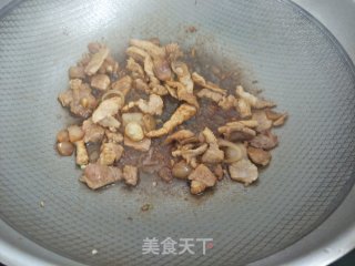 Stir-fried Pork with Fresh Mushrooms recipe