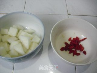 Lily Red Date and White Fungus Soup recipe