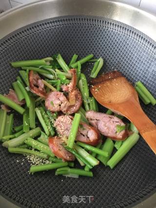 Sautéed Celery with Grilled Sausage recipe