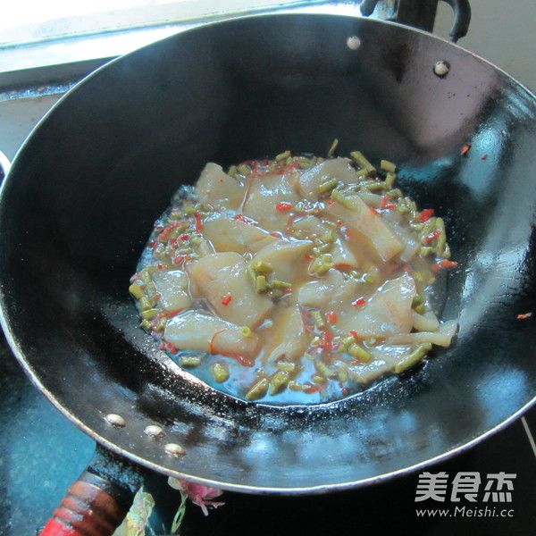 Salty Konjac Tofu Soup recipe