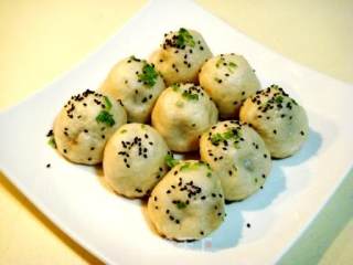 The Flavor of Old Town God Temple "fried Small Steamed Buns" recipe