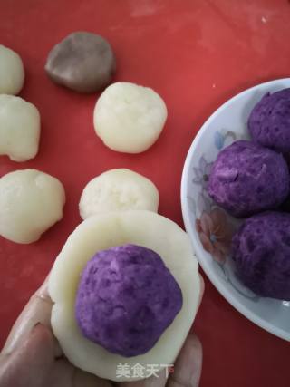 Two-color Snowy Mooncake with Purple Sweet Potato Stuffing recipe