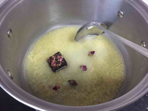 Rose Brown Sugar Millet Porridge recipe