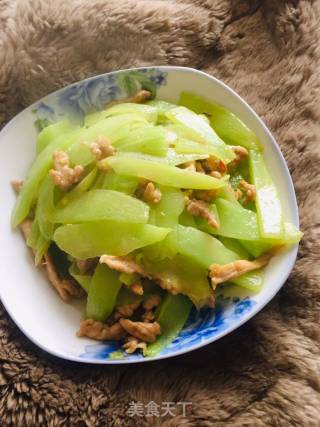 Stir-fried Lettuce with Shredded Pork recipe