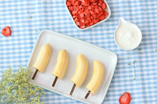 Strawberry Crispy Banana Ice Cream recipe