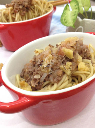 Walnut Beef Noodle recipe