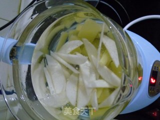 Sugarcane White Pear Soup-the Top Grade for Nourishing The Spleen and Moisturizing The Throat recipe