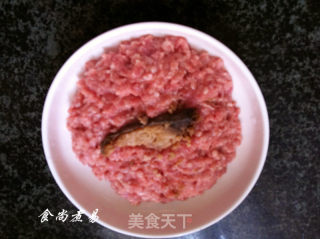 Steamed Meat Cake with Salted Fish recipe