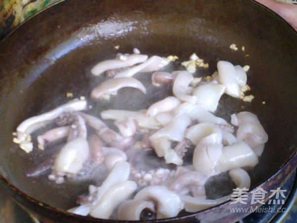 Sauce Fried Squid recipe