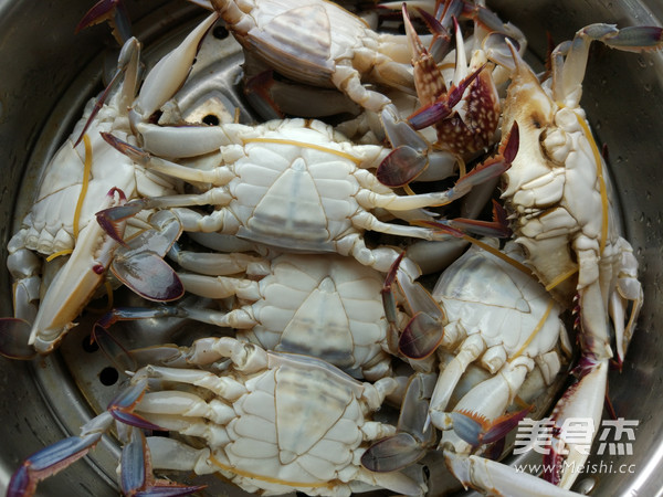 Stir-fried Flying Crab with Curry recipe