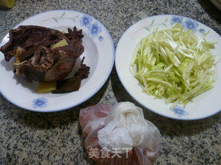 Stir-fried Pork Heart with Leek Sprouts recipe