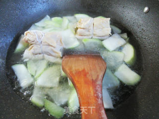 Meat Noodles and Pulp Melon Soup recipe