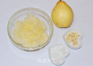 Nourish The Lungs and Relieve Cough-chuanbei Snow Pear White Fungus Soup recipe