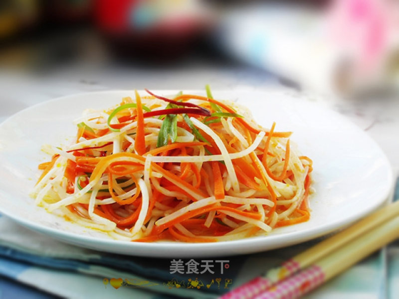 Fried Carrots with Silver Bud recipe
