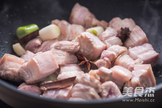 Pork and Cabbage Stewed Vermicelli recipe