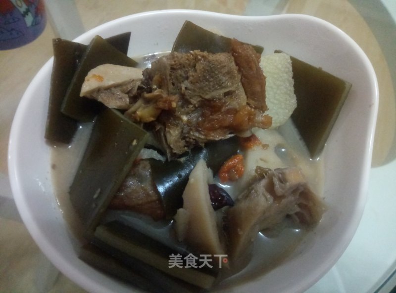 Seaweed Pork Ribs Soup recipe