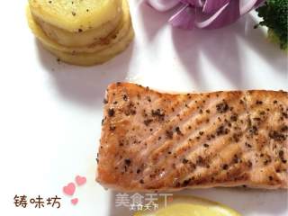 【black Pepper Salmon】 recipe