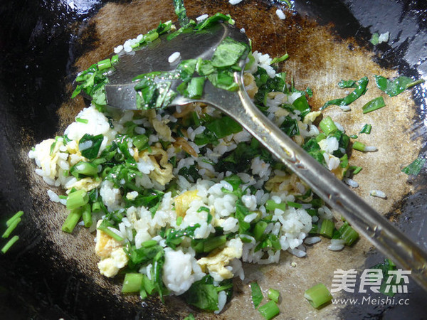 Fried Rice with Egg and Convolvulus recipe