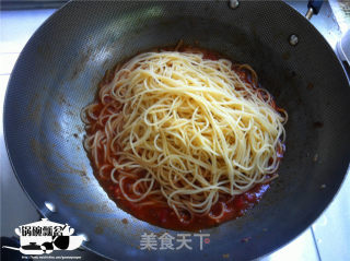 Spaghetti with Tomato Meat Sauce recipe