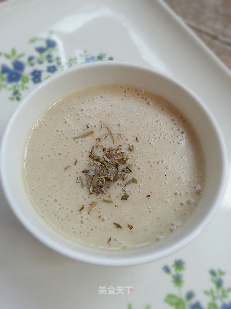 Tremella, Coix Seed and Lotus Seed Salty Soup recipe
