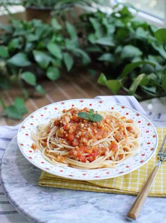 Spaghetti with Tomato Meat Sauce recipe