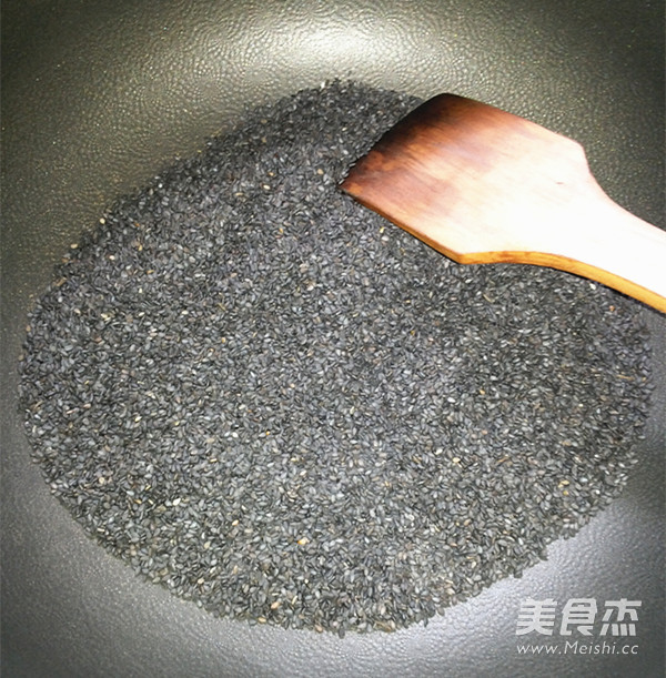 Homemade Black Sesame Powder recipe