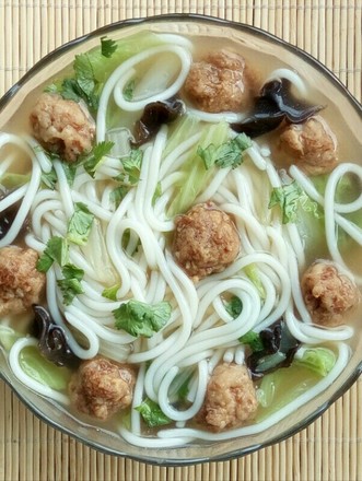 Rice Noodle Soup with Meatballs