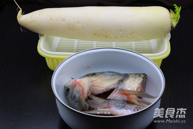 Shredded Carrot Fish Soup recipe