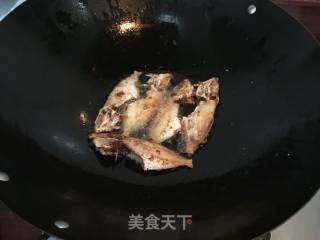 Frying and Peeling Fish recipe