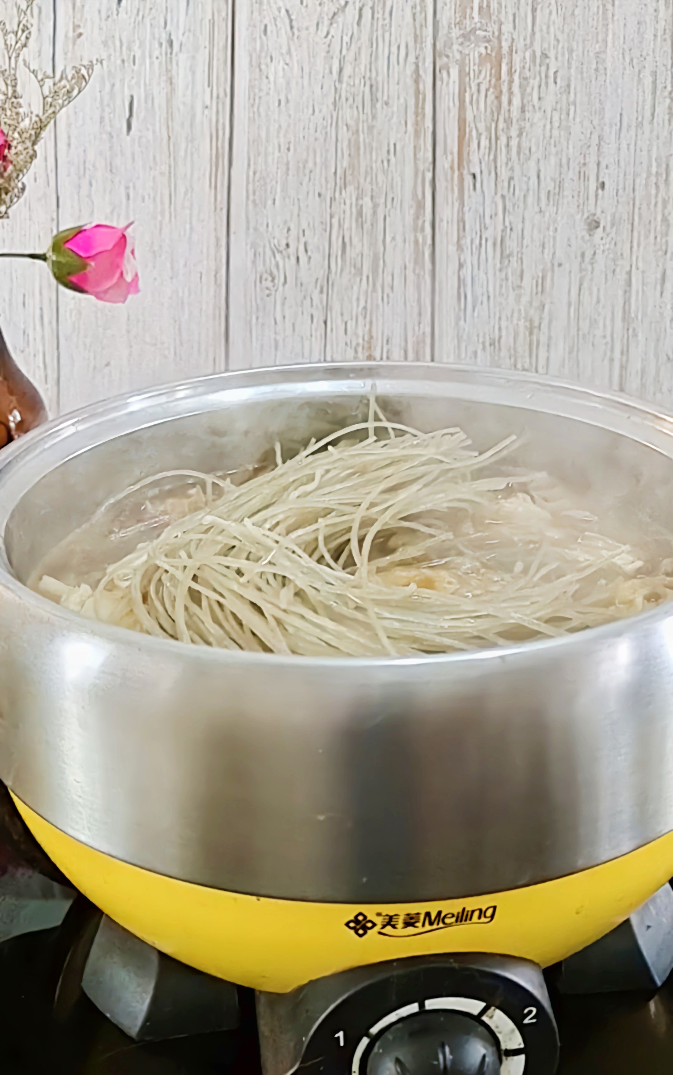 The Most Homely Warm Pot in Winter, You Will Never Get Tired of It~ Chinese Cabbage Vermicelli Beef recipe