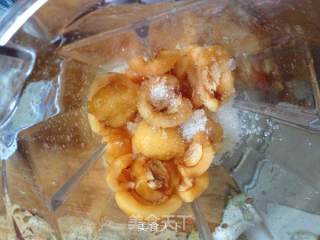 Resolving Phlegm and Relieving Cough--loquat Apple Sauce recipe