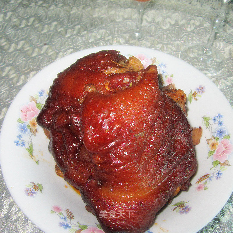 Hakka Cuisine-steamed Taro with Dongpo Pork