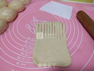 #aca烤明星大赛#caterpillar Bread recipe