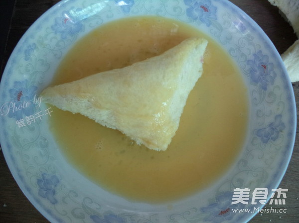 Guangdong Purple Sweet Potato Bread Corner recipe