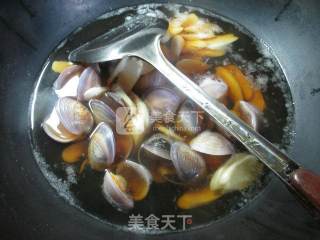 Whip Bamboo Shoots Round Clam Soup recipe