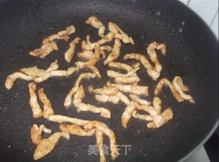 Stir-fried Shredded Pork with Lettuce recipe