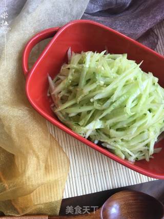 Refreshing Cucumber Shreds recipe
